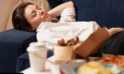 Một thói quen nhiều người làm ngay sau bữa ăn có thể làm tăng nguy cơ ung thư dạ dày