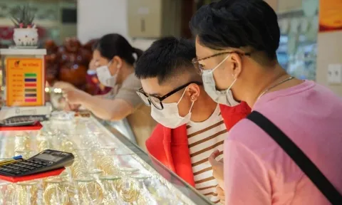 Giá vàng trong nước vừa giảm 4 triệu đồng/lượng