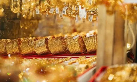 Tin tài chính hôm nay 29/6 Giá vàng giảm, USD vẫn neo cao
