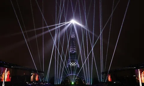 Những khoảnh khắc đáng nhớ tại lễ khai mạc Olympic 2024: Tình yêu tràn ngập Paris và màn trở lại đáng nhớ