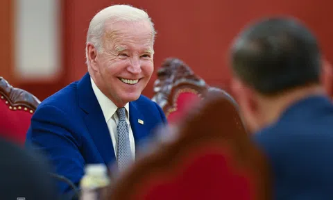 Ngày đầu Tổng thống Mỹ Biden ở Hà Nội