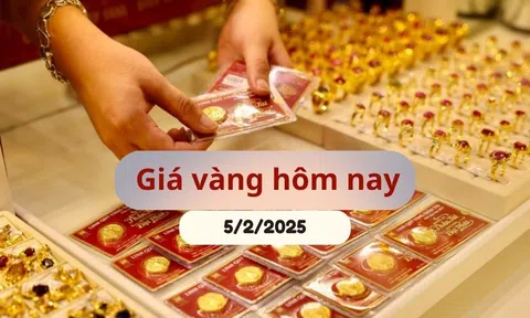 Giá vàng hôm nay 5/2/2025: Tăng mạnh, lập kỷ lục mới