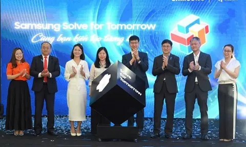 Khởi động tham dự Cuộc thi Samsung Solve for Tomorrow 2025 ở miền Trung