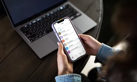 Lotus Chat vượt Zalo, Messenger, lọt top 3 app chat được tải nhiều nhất tại Việt Nam