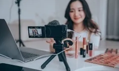 Livestream bán hàng phải xác thực danh tính, cấm thông tin gian dối