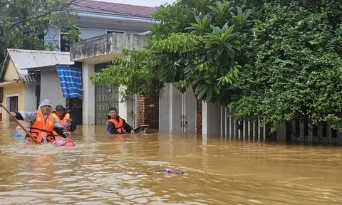 Thông tin mới về mưa lũ miền Trung; miền Bắc hôm nay đỉnh điểm mưa rét