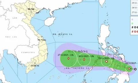 Biển Đông sắp đón bão số 15, dự báo diễn biến phức tạp