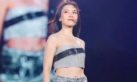 Showbiz Việt 'dậy sóng' với Mỹ Tâm