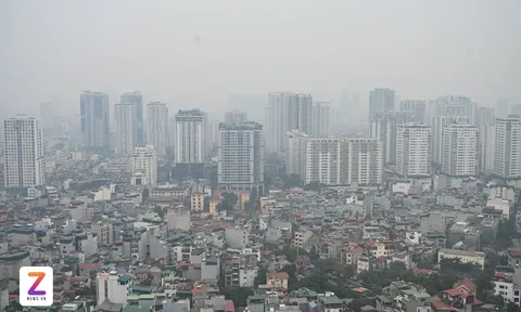 Sương mù ô nhiễm bao phủ Hà Nội từ sáng tới chiều