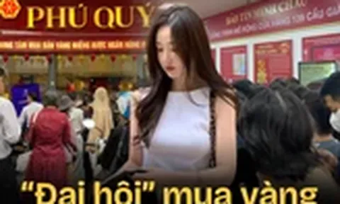 Giá vàng giảm 2 hôm liên tiếp: Dân văn phòng đi mua vàng từ 5h sáng, người “cầm giấy hẹn đi lấy vàng” mặt buồn thiu