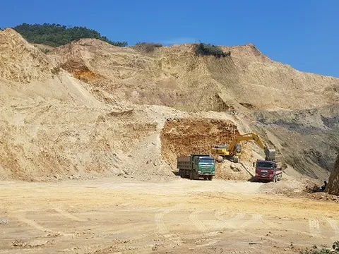 Ngang nhiên “xẻ thịt” núi đồi Kỳ Sơn xây biệt thự nghỉ dưỡng