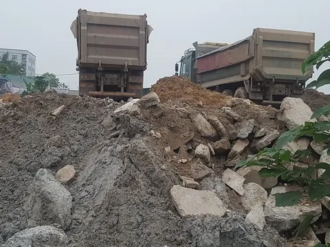 Chất thải vẫn chất núi sau công văn chỉ đạo từ huyện Hoài Đức