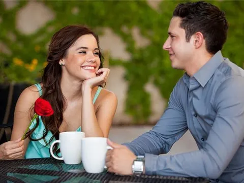 Tại sao khi đeo nhẫn cưới, chúng ta tự đánh mất quyền được coi nhau như người yêu?