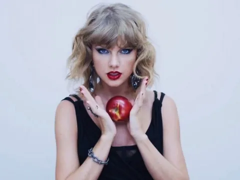 Bật mí chế độ ăn kiêng `kì diệu` giúp Taylor Swift luôn có vóc dáng hoàn hảo