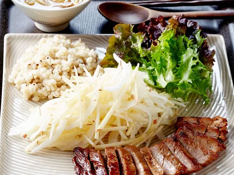 Công thức nước sốt cho thịt lợn áp chảo chuẩn ngon mà không sợ tăng cân