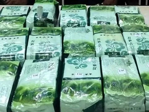 Triệt phá đường dây ma túy xuyên quốc gia, thu giữ 15 kg ma túy đá