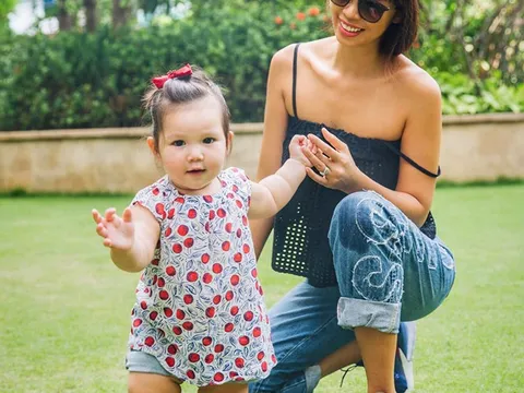 Siêu mẫu Hà Anh chia sẻ hành trình 1 năm nuôi con nhỏ khiến các mẹ bỉm sữa mê tít