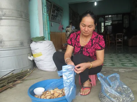 Tìm lại 'bản lĩnh phòng the' nhờ thảo dược tự nhiên của người Cao Lan