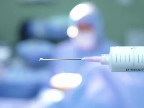 Bác sĩ cố tình tiêm thuốc giảm đau liều cao để đẩy nhanh cái chết của bệnh nhân