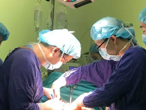 Ra đi sau một cơn đau đầu, người đàn ông mang nhóm máu hiếm hiến tạng cứu sống 4 người 