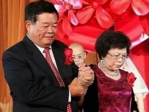 Chuyện tình tỷ phú [Kỳ 1]: Người vợ mù chữ và chiêu 'lạt mềm buộc chặt' khiến chồng tự bỏ nhân tình