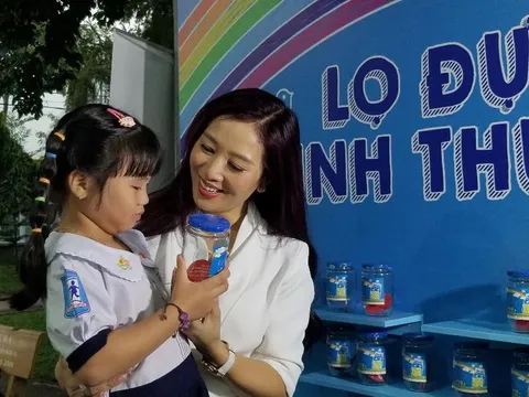 Chiến dịch “Lọ đựng tình thương” lần 4, ấm áp tình người cho trẻ có hoàn cảnh khó khăn