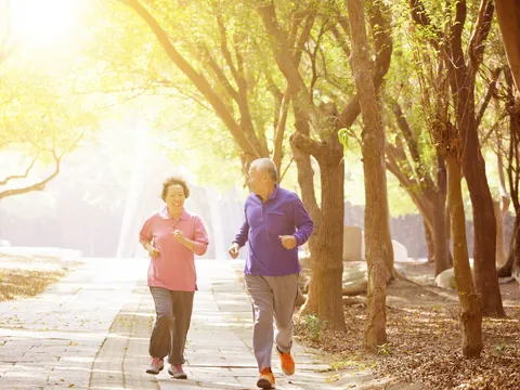Nghiên cứu mới: Tập thể dục giúp đẩy lùi bệnh Alzheimer
