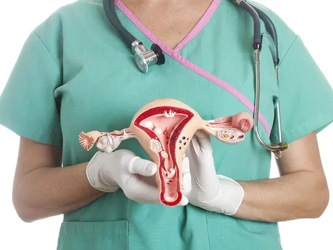 7 dấu hiệu cảnh báo sớm bệnh ung thư cổ tử cung dễ bị bỏ qua