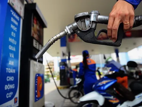Giá xăng tiếp tục giảm, quỹ bình ổn giá có thêm 95 tỷ đồng