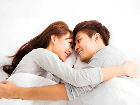Những âm thanh 'hư hỏng' trong phòng ngủ khiến vợ chồng lâm cảnh dở khóc dở cười