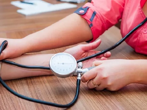 Mẹo hạ huyết áp không dùng thuốc