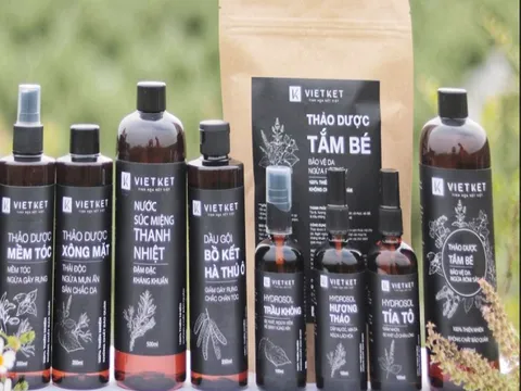 Dược liệu Việt Kết: Dầu gội, mỹ phẩm chưa cấp phép vẫn bán tràn lan thị trường