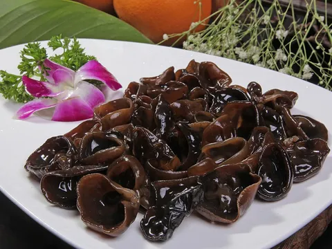 Là món không thể thiếu ngày Tết nhưng sơ chế mộc nhĩ sai cách rất nguy hiểm, có thể gây tử vong