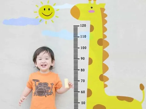 Mách cha mẹ chỉ số chiều cao cân nặng chuẩn của bé 3 tuổi, kiểm tra ngay xem bé có khỏe mạnh không