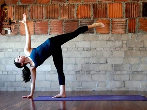 Phòng ngừa virus corona bằng các tư thế yoga tại nhà giúp hệ hô hấp khỏe mạnh