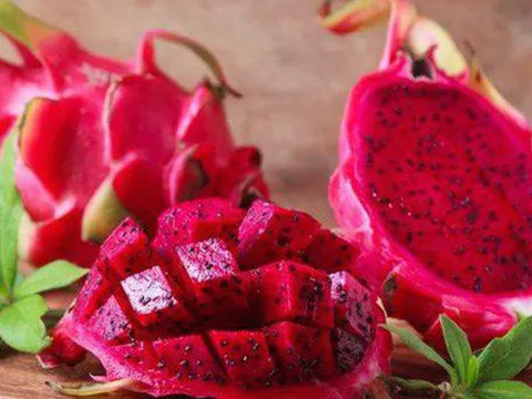 Nhìn thành phần dinh dưỡng đủ hiểu tại sao thanh long được mệnh danh là 'siêu thực phẩm nhiệt đới'