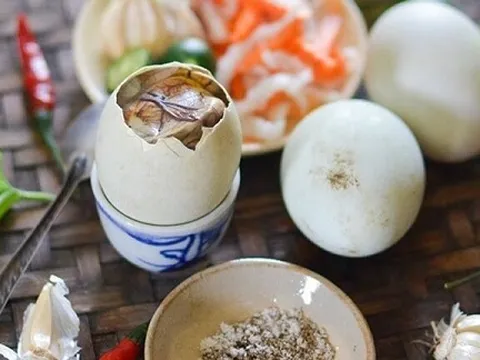 Tăng liên tiếp 3kg trong 1 tuần nhờ chế độ ăn 'thần thánh' từ trứng vịt lộn