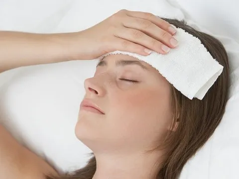Lưu ngay 8 mẹo hạ sốt cho bà bầu bằng phương pháp dân gian an toàn tại nhà