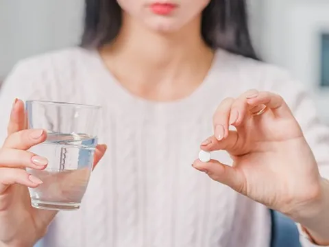 Lưu ý khi dùng thuốc Fluzinstad 5 trị chứng đau nửa đầu 
