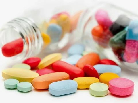 Lưu ý khi uống thuốc Glucomax điều trị bệnh viêm khớp