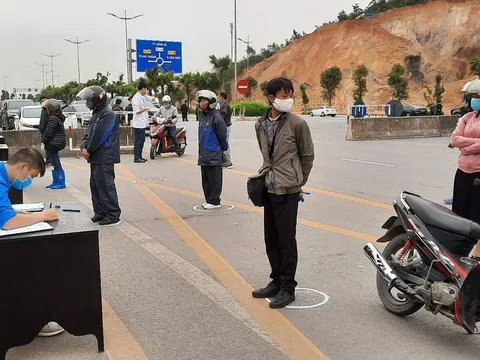 Tin tức xã hội mới nhất ngày 8/4/2020: Người đi chợ quá 2 lần/ngày ở Hạ Long bị bêu tên?