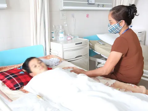 Gia tăng thương tích ở trẻ em khi ở nhà tránh dịch, cảnh báo phụ huynh những tai nạn dễ gặp