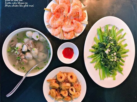Học mẹo nấu nướng từ bà nội, mẹ đảm 3 con khoe thực đơn 'đẹp hơn tranh vẽ' khiến ai cũng mê