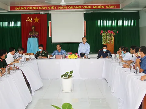 Xác minh thông tin có người đi cùng BN322 nhiễm COVID-19 nhảy sông trốn cách ly