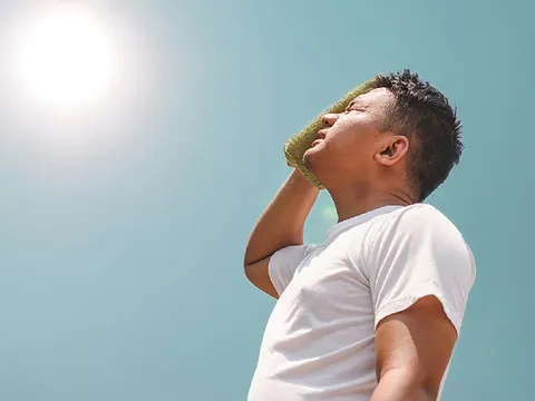 Cách phân biệt say nắng, say nóng mùa hè và việc cần làm ngay để cứu chính mình