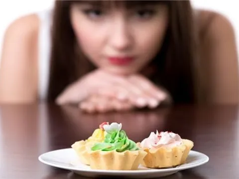 10 cách giảm cảm giác thèm ăn cho cô nàng giảm cân mà suốt ngày đói bụng