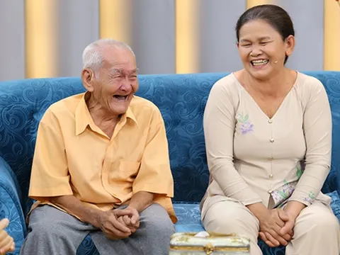 Cụ ông ba lần đổ vỡ hôn nhân lấy vợ kém 36 tuổi: Chịu nhiều điều tiếng vẫn hạnh phúc 25 năm qua