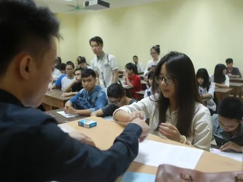 Đáp án môn Địa Lý mã đề 320 thi THPT Quốc gia 2020 nhanh nhất