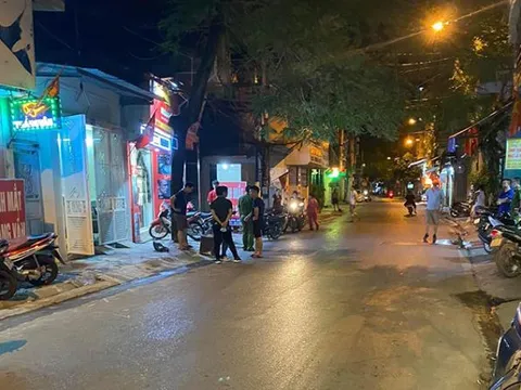 Đốt vàng mã `không ý tứ` dẫn đến mâu thuẫn, người đàn ông bị hàng xóm tạt cả can axit vào người