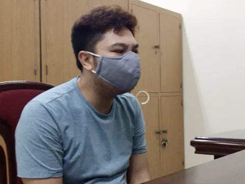 Tên tội phạm táo tợn dùng xe cẩu kéo trộm hai oto con đỗ tại chung cư trong thời tiết mưa lớn